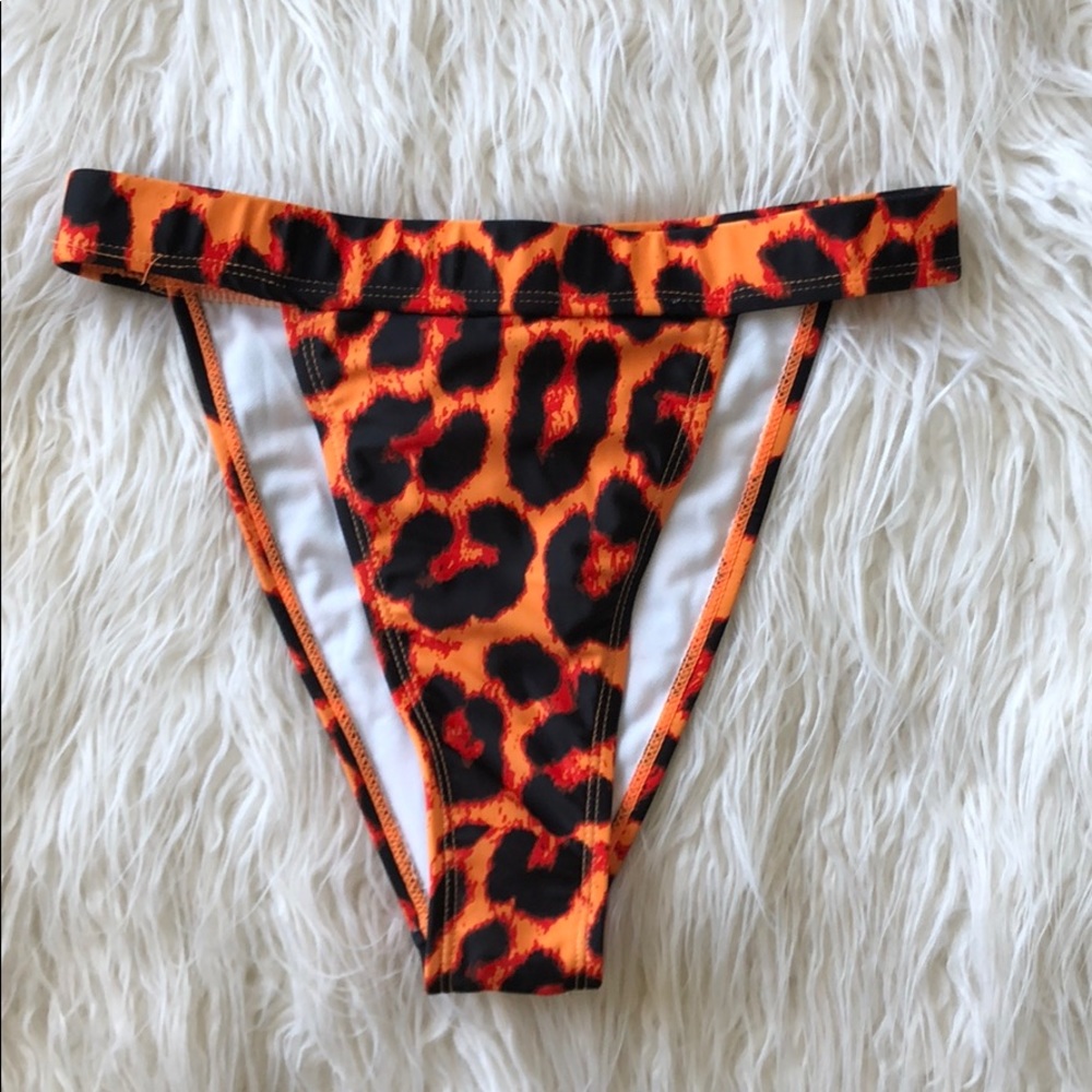 Cheetah print high waisted cheeky bottoms